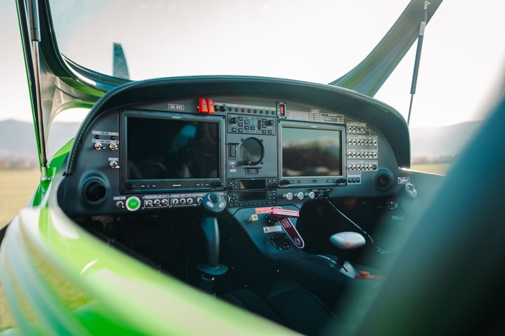 Bristell RG cockpit detail
